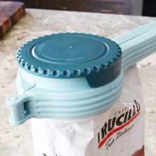 Load image into Gallery viewer, Atlas Pour